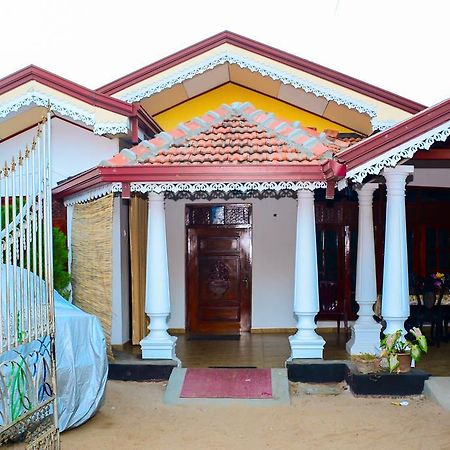 Lakshmi Family Villa Негомбо Екстер'єр фото