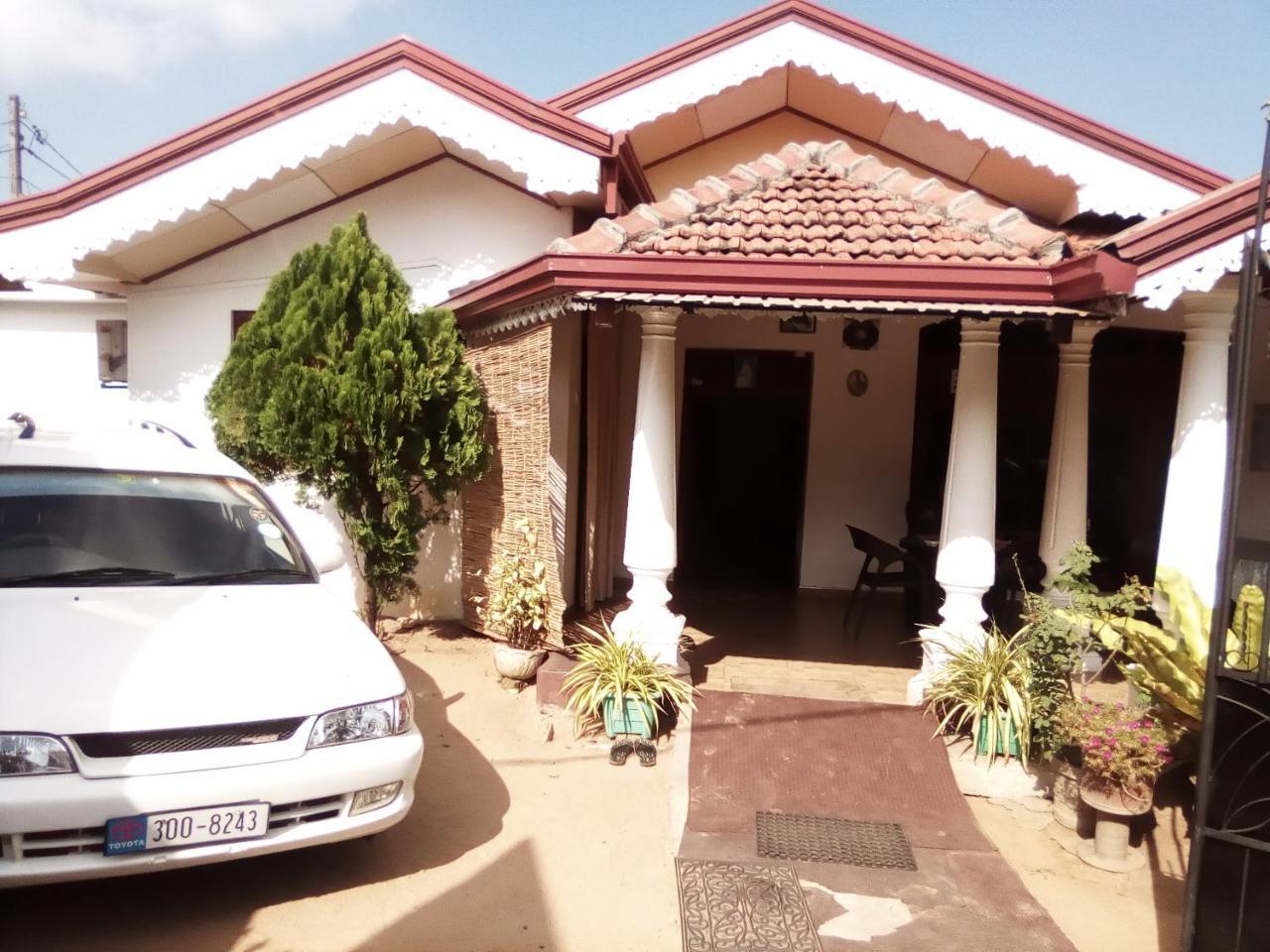 Lakshmi Family Villa Негомбо Екстер'єр фото